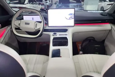 Geely Galaxy E5