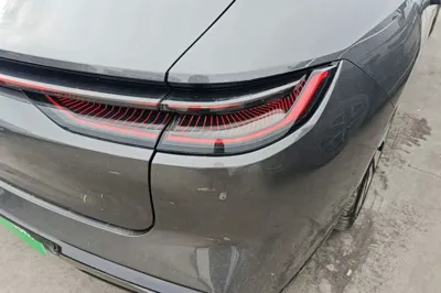 Geely Galaxy E8