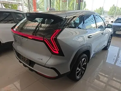 Geely Boyue L