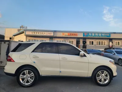 Mercedes-Benz M-Class