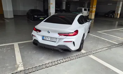 BMW 8-Series