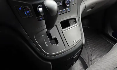 Hyundai Starex