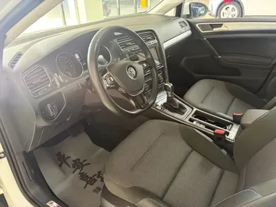 Volkswagen Golf EV