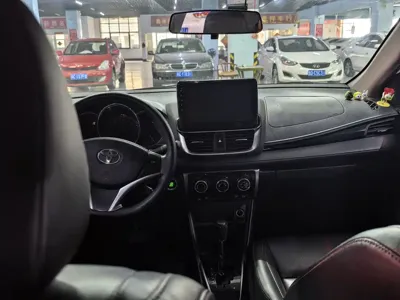 Toyota Yaris L