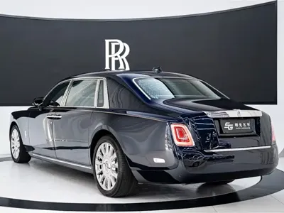 Rolls-Royce Phantom