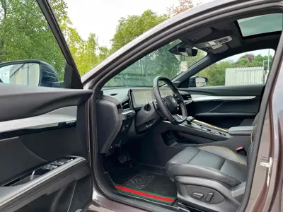 MG MG5 Scorpio