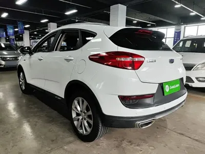 Geely Emgrand GS