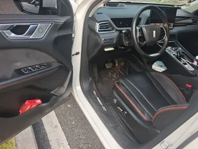 WEY Macchiato DHT-PHEV