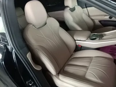 Xpeng G9