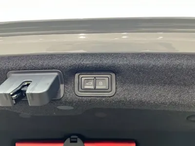 Audi A7L