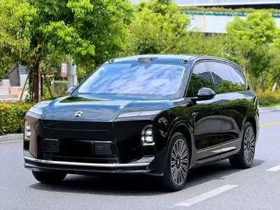 Nio ES8