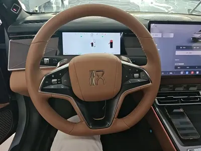 BYD 汉L