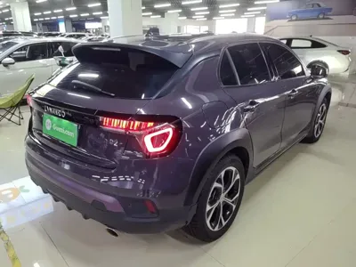 Lynk & Co 02