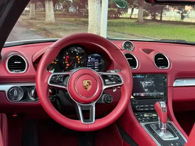 Porsche 718