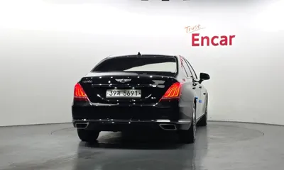 Genesis EQ900