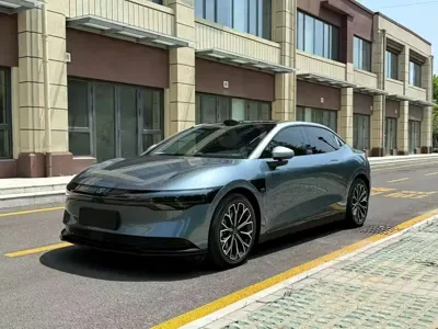 Zeekr 007