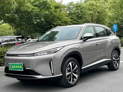 Roewe D5X DMH