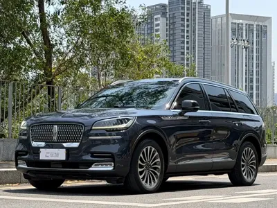 Lincoln Aviator