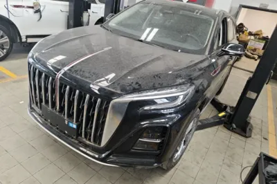 Hongqi HS3 PHEV