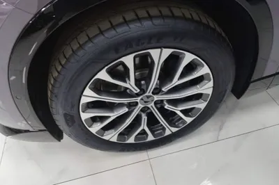 Nio EC6
