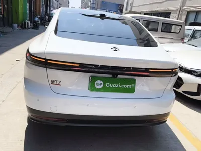 Nio ET7