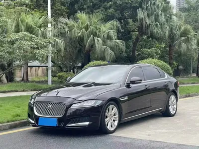 Jaguar XFL