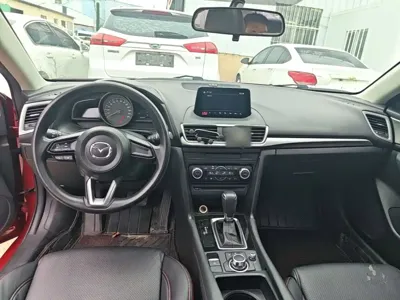 Mazda 3 Axela