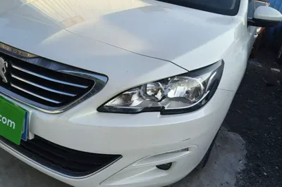 Peugeot 408