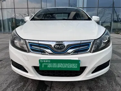 BYD e5