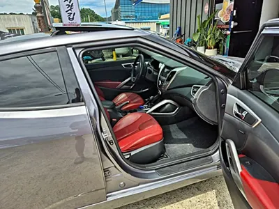 Hyundai Veloster