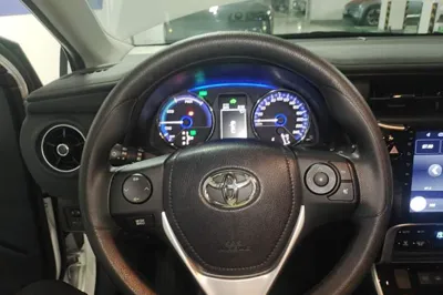 Toyota Corolla Hybrid E+