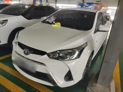 Toyota Yaris L