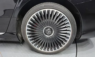 Mercedes-Benz EQS