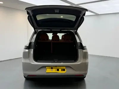 Li Auto Li L6