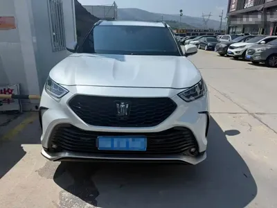 Toyota Crown Kluger