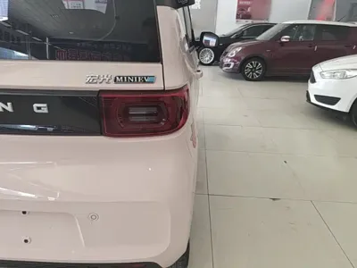 Wuling MINIEV
