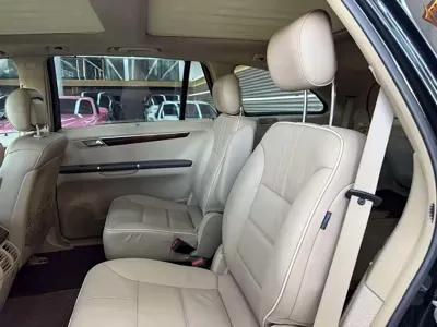 Mercedes-Benz R-Class