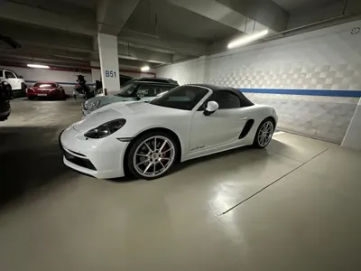 Porsche 718