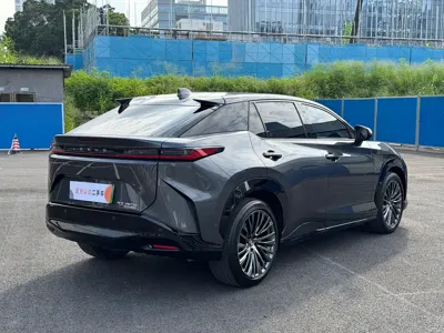 Lexus RZ