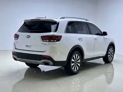 Kia KX7