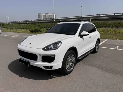 Porsche Cayenne Hybrid