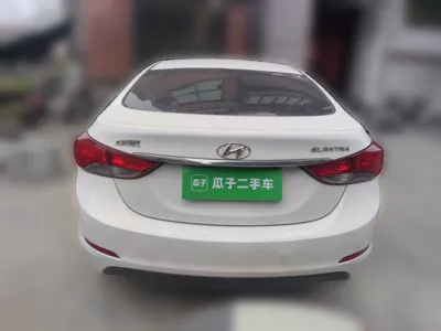 Hyundai Elantra (5th Generation