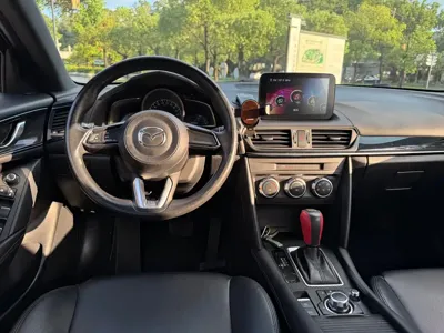 Mazda CX-4