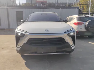 Nio ES8