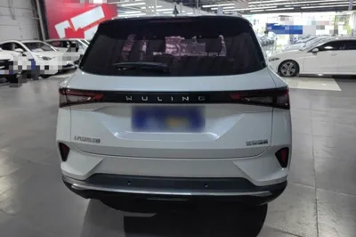 Wuling Asta