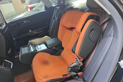 Ford Taurus