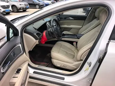Lincoln MKZ