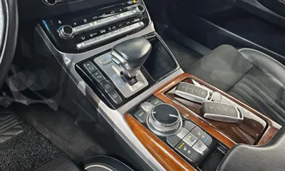 Genesis EQ900