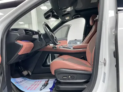 Nio EC6