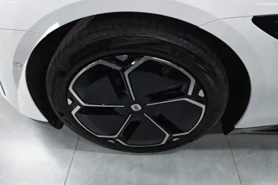 Xiaomi Auto SU7